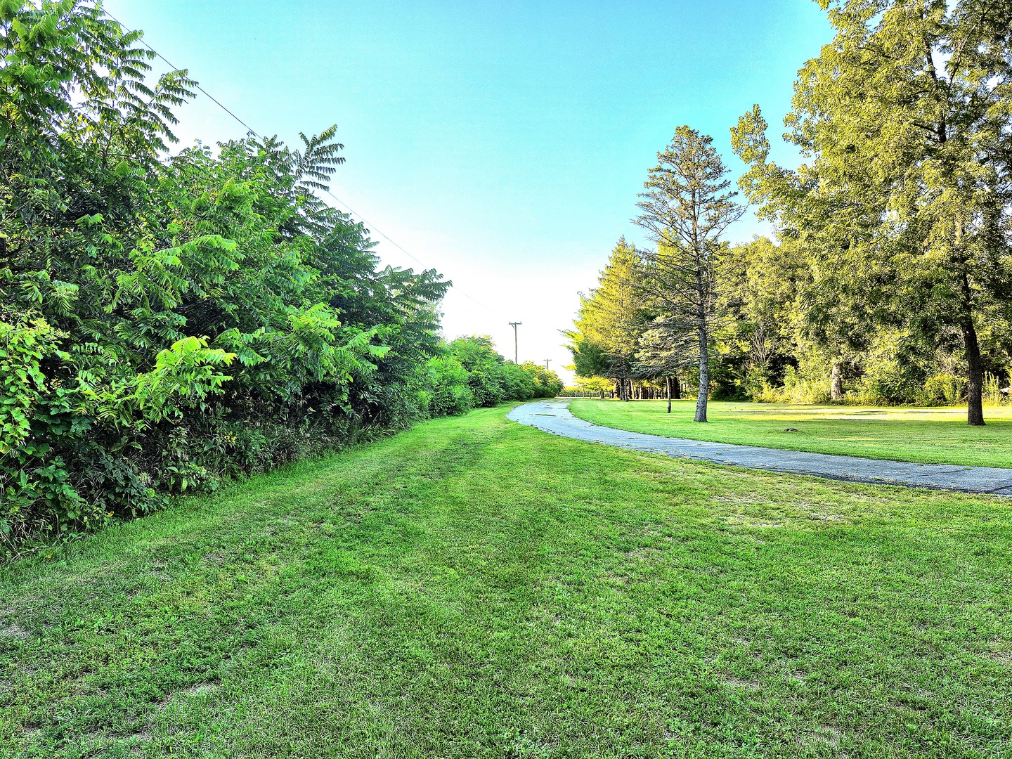 8816 Scott School Road, Morris, IL 60450