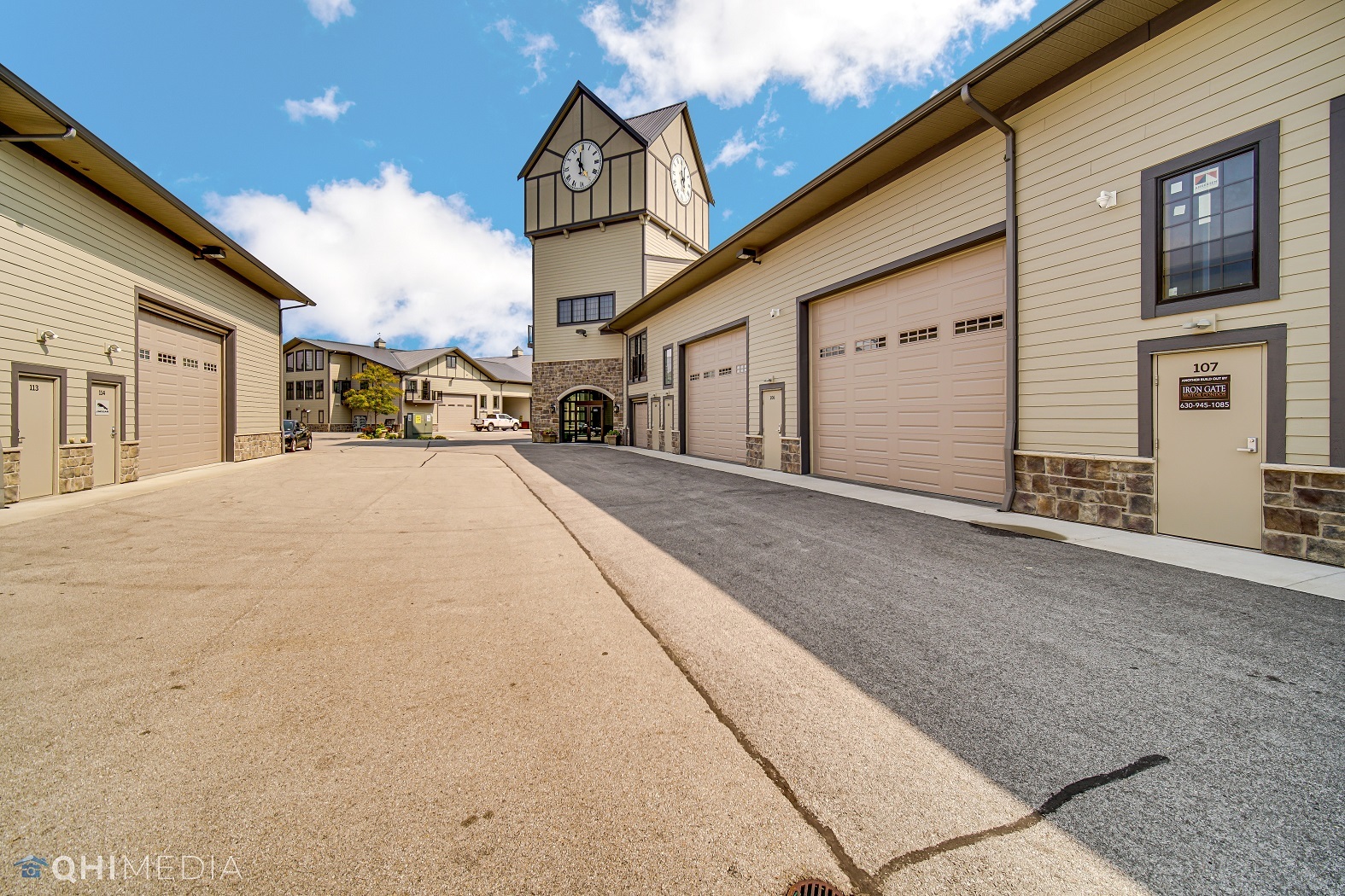 2216 Ferry Road #109, Naperville, IL 60563