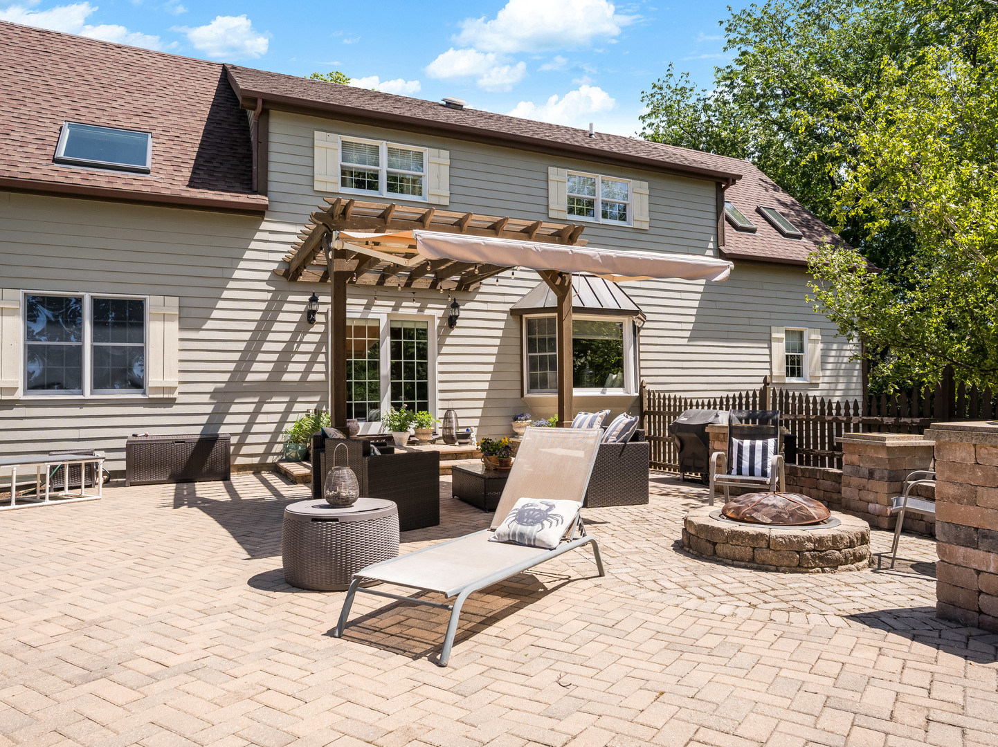 37W751 Orchard Lane, Elgin, IL 60124