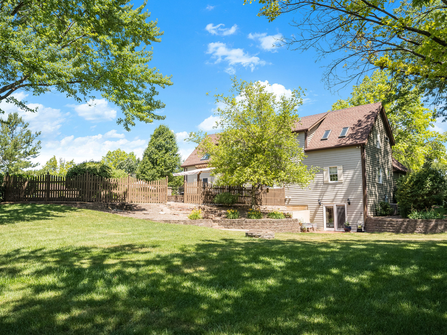 37W751 Orchard Lane, Elgin, IL 60124