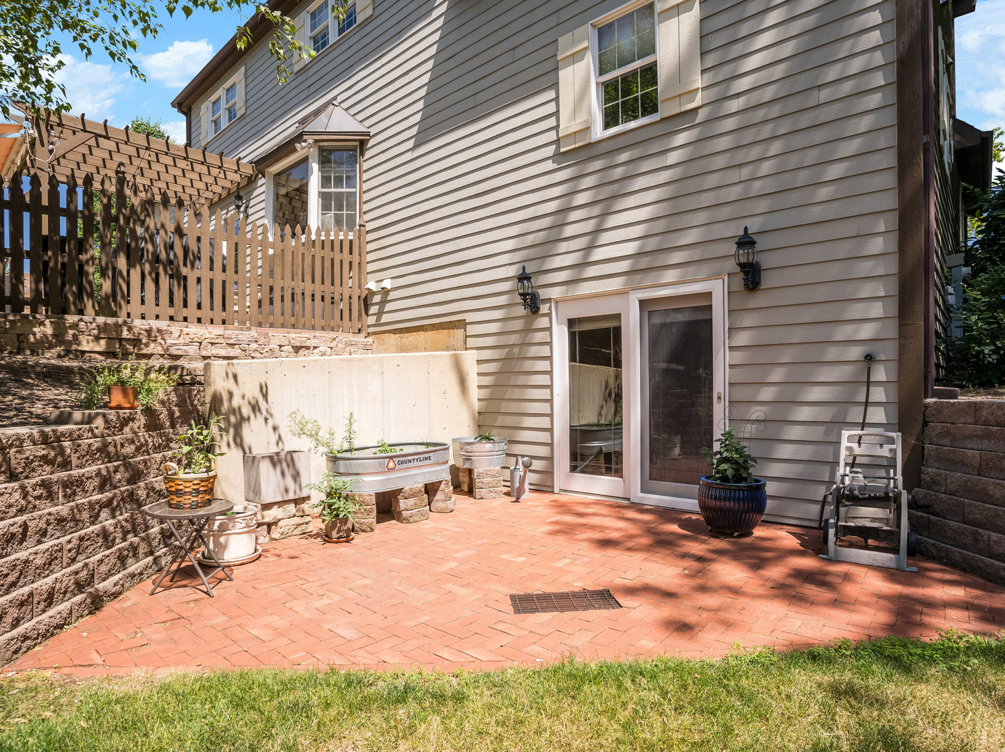 37W751 Orchard Lane, Elgin, IL 60124