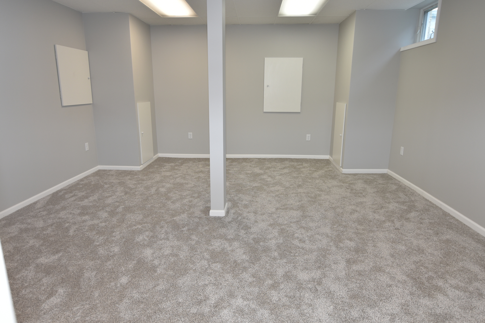 16701 Clyde Avenue, South Holland, IL 60473