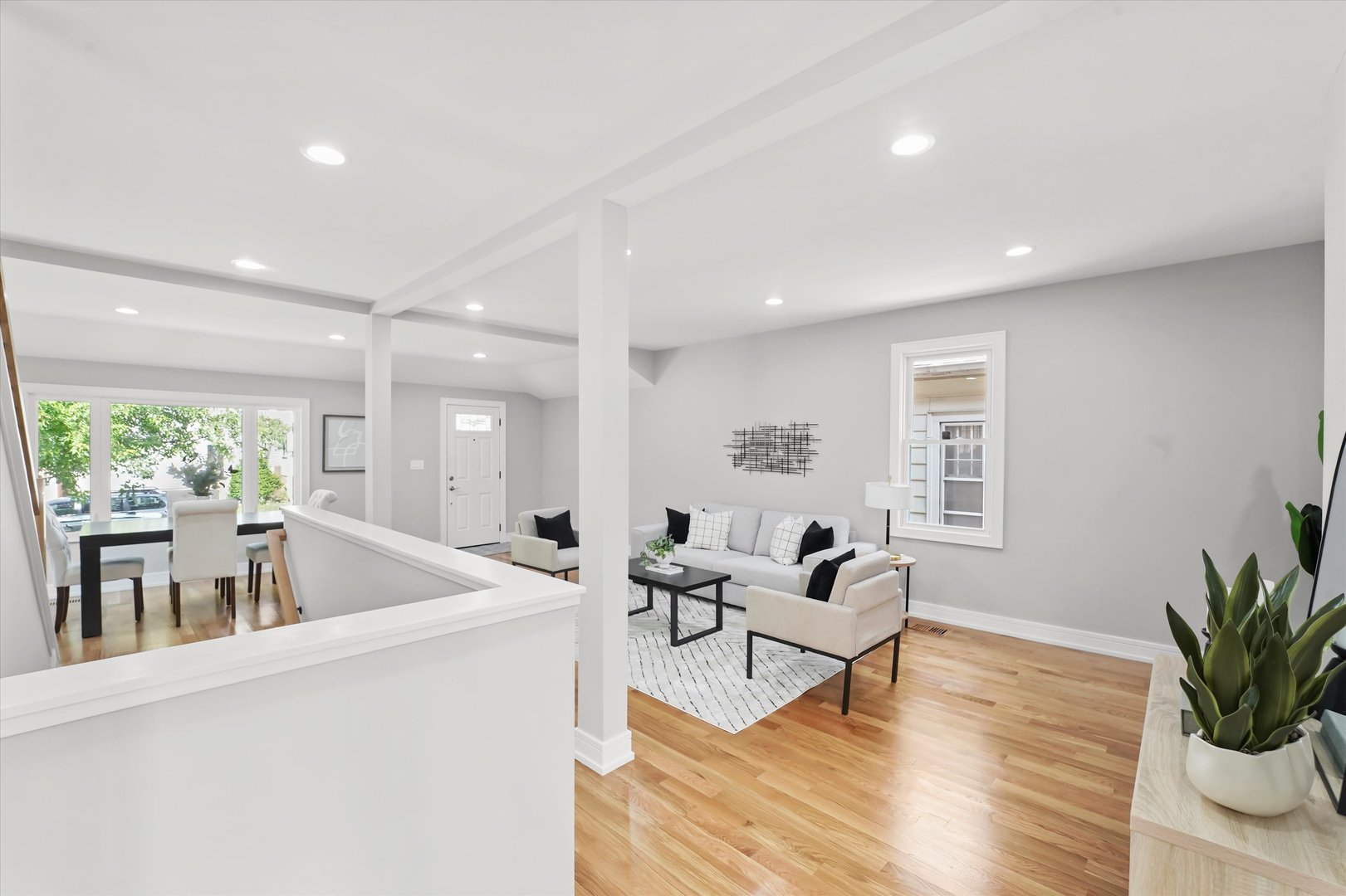 4119 N Meade Avenue, Chicago, IL 60634