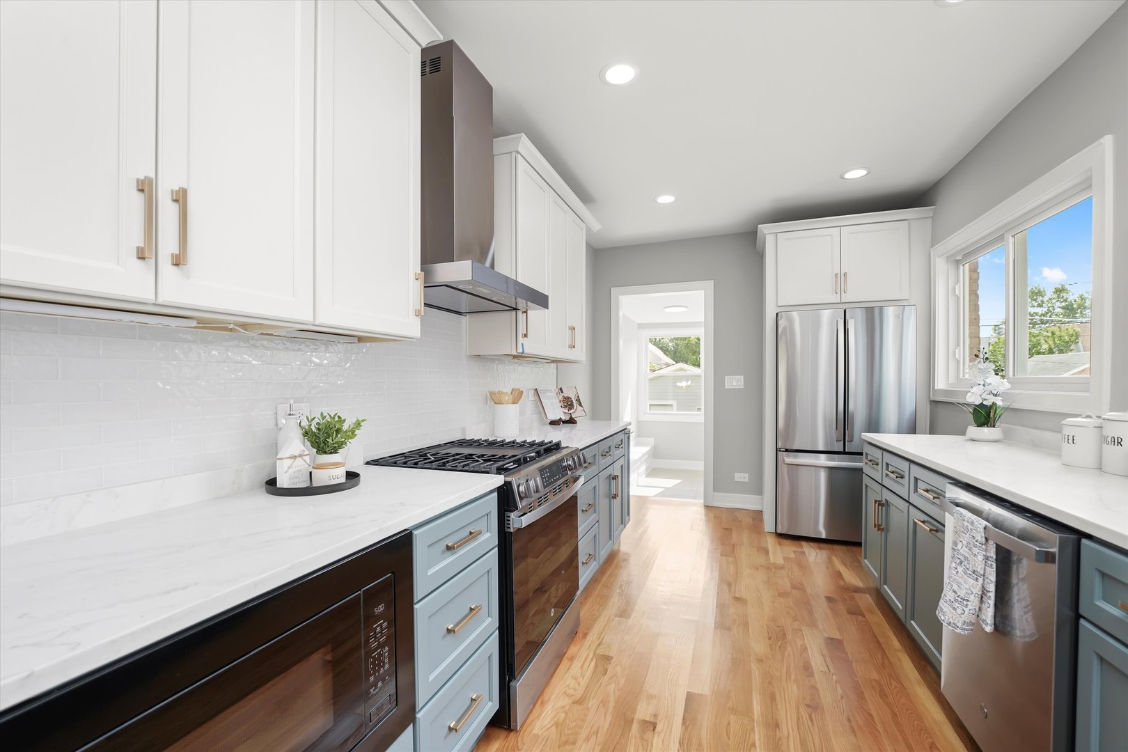 4119 N Meade Avenue, Chicago, IL 60634
