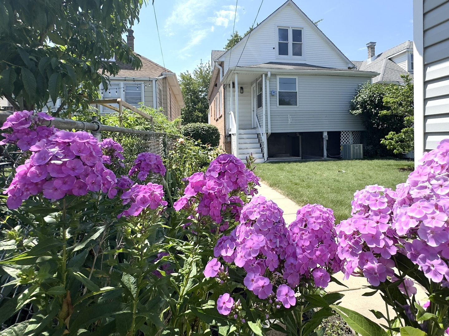4119 N Meade Avenue, Chicago, IL 60634