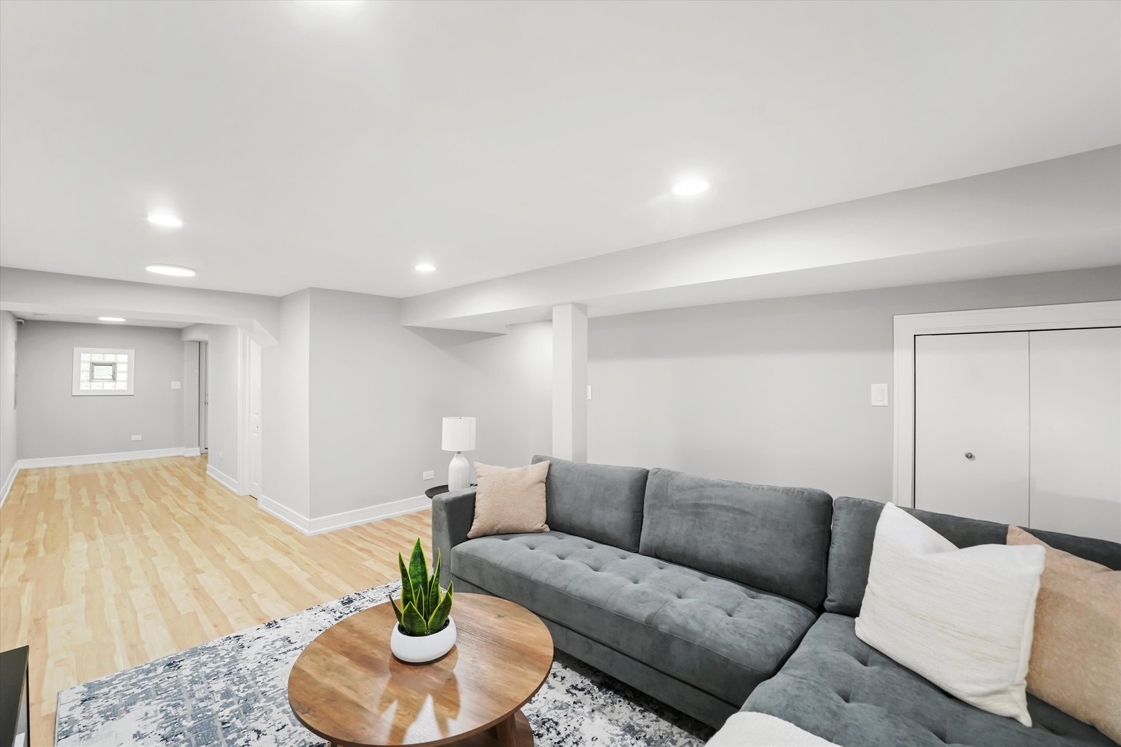 4119 N Meade Avenue, Chicago, IL 60634