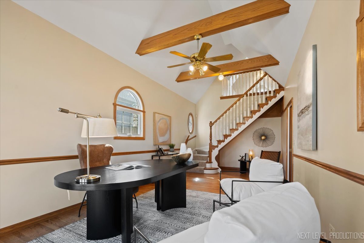 2715 Wendy Drive, Naperville, IL 60565