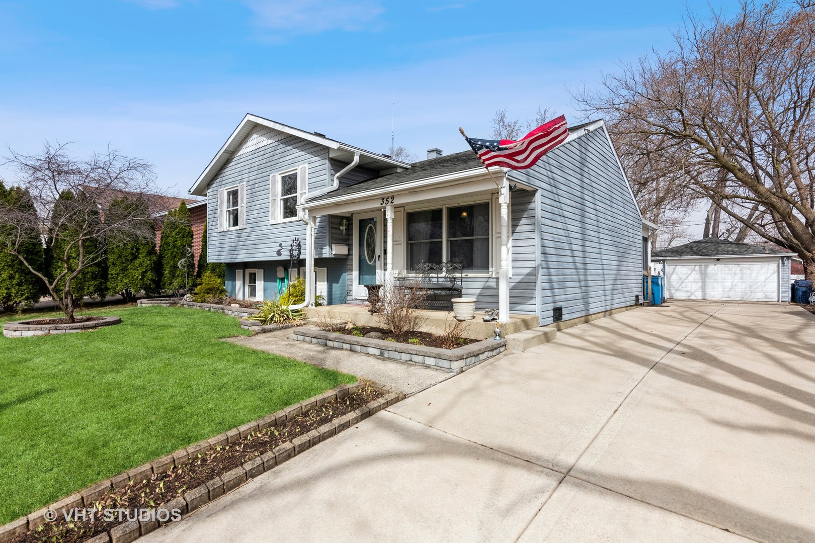 352 Belden Avenue, Glendale Heights, IL 60139