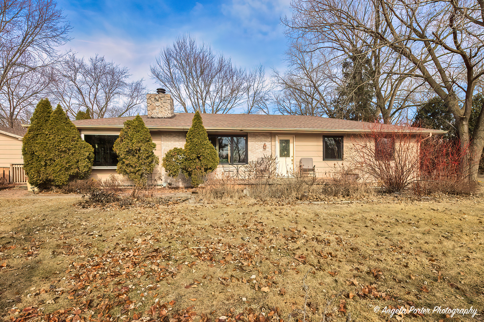 19318 Bunker Hill Road, Woodstock, IL 60098
