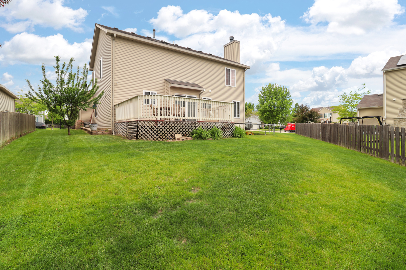 1711 Fallbrook Drive, Hampshire, IL 60140