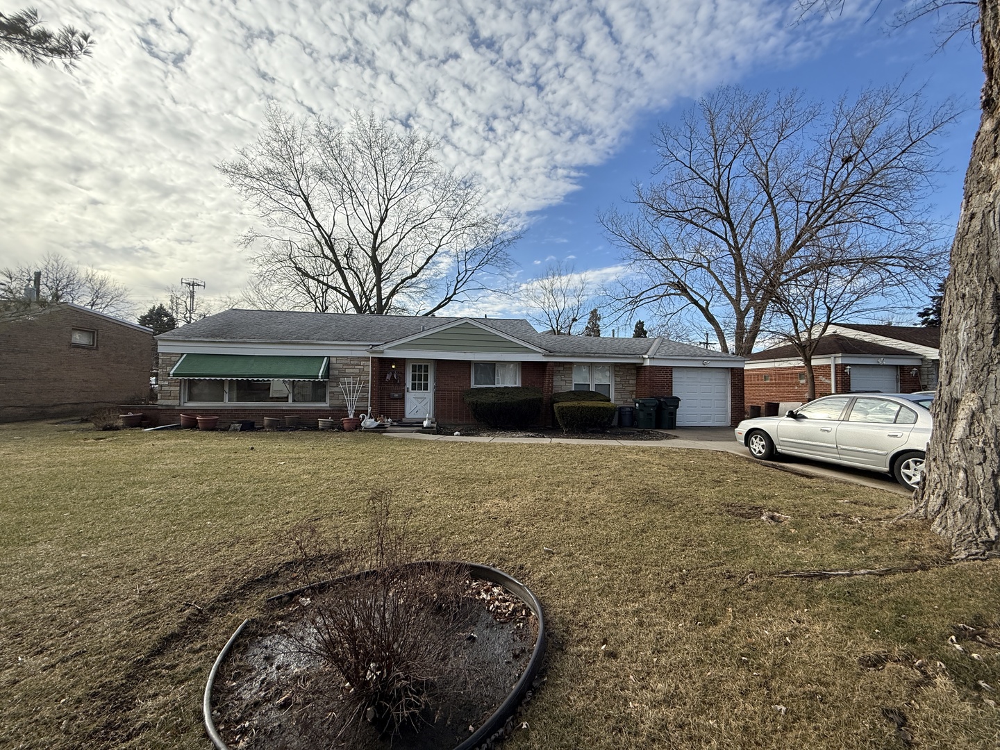 6750 N Kostner Avenue, Lincolnwood, IL 60712