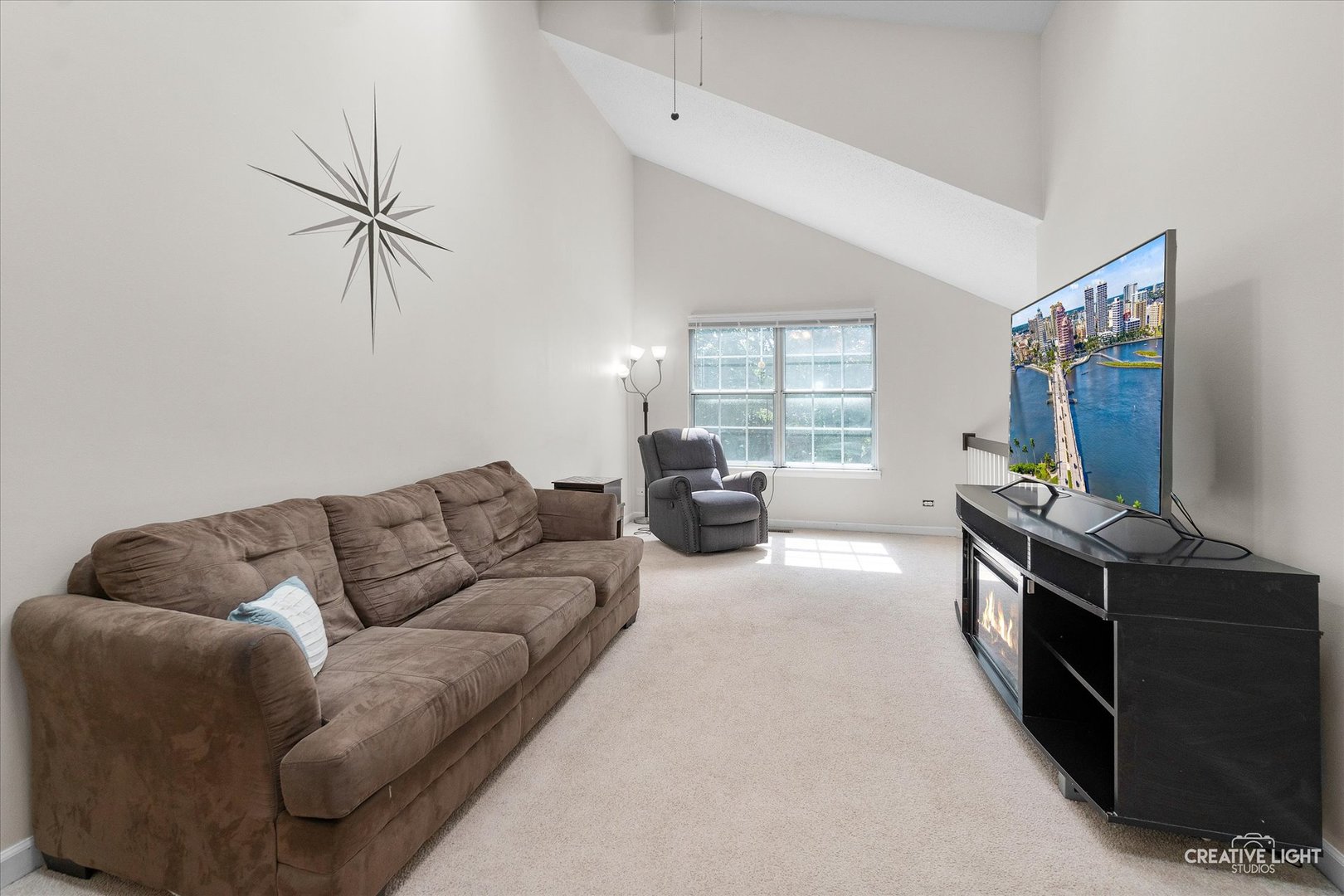 3S054 Timber Drive, Warrenville, IL 60555