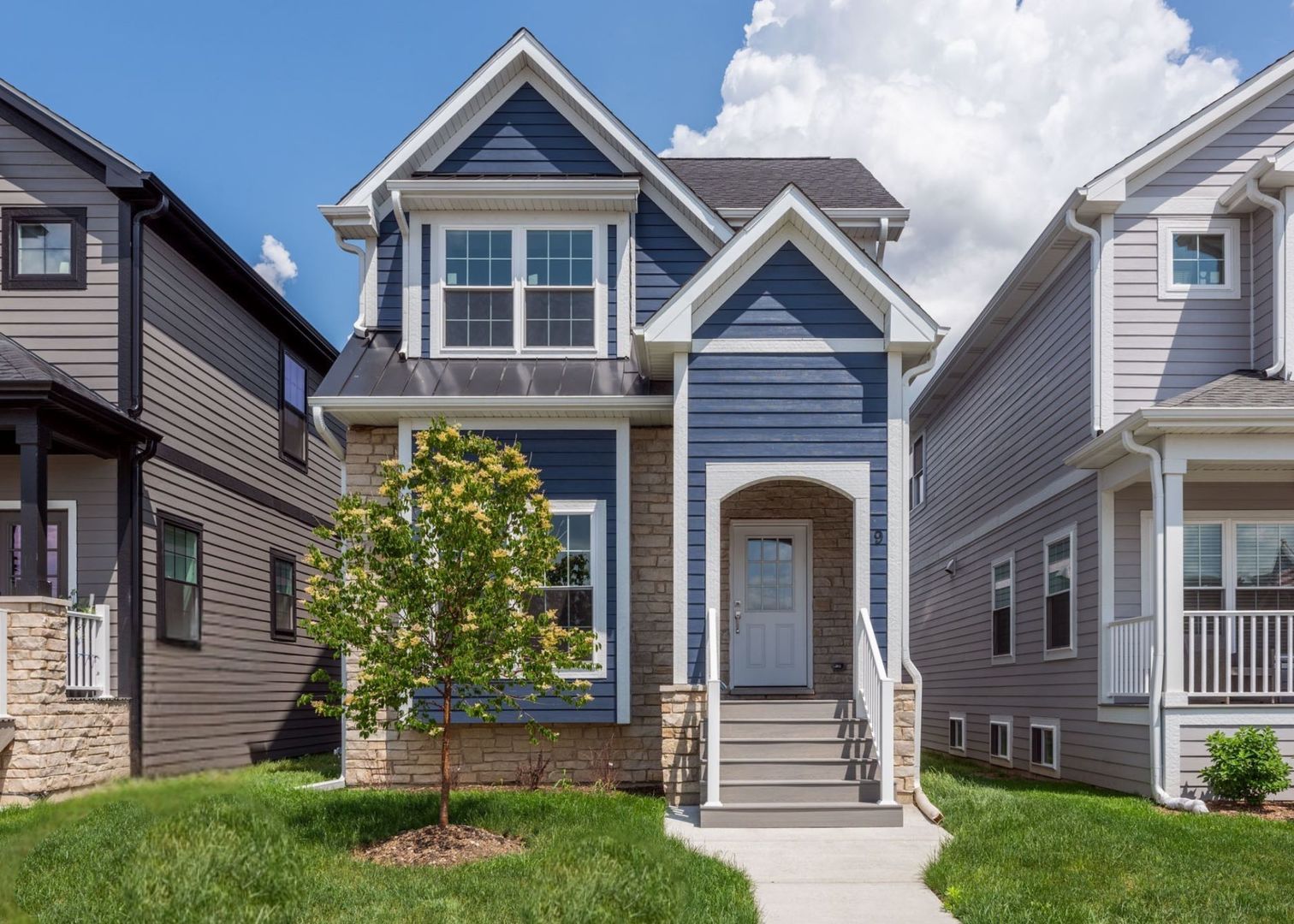 9 N Beverly Lane, Arlington Heights, IL 60004