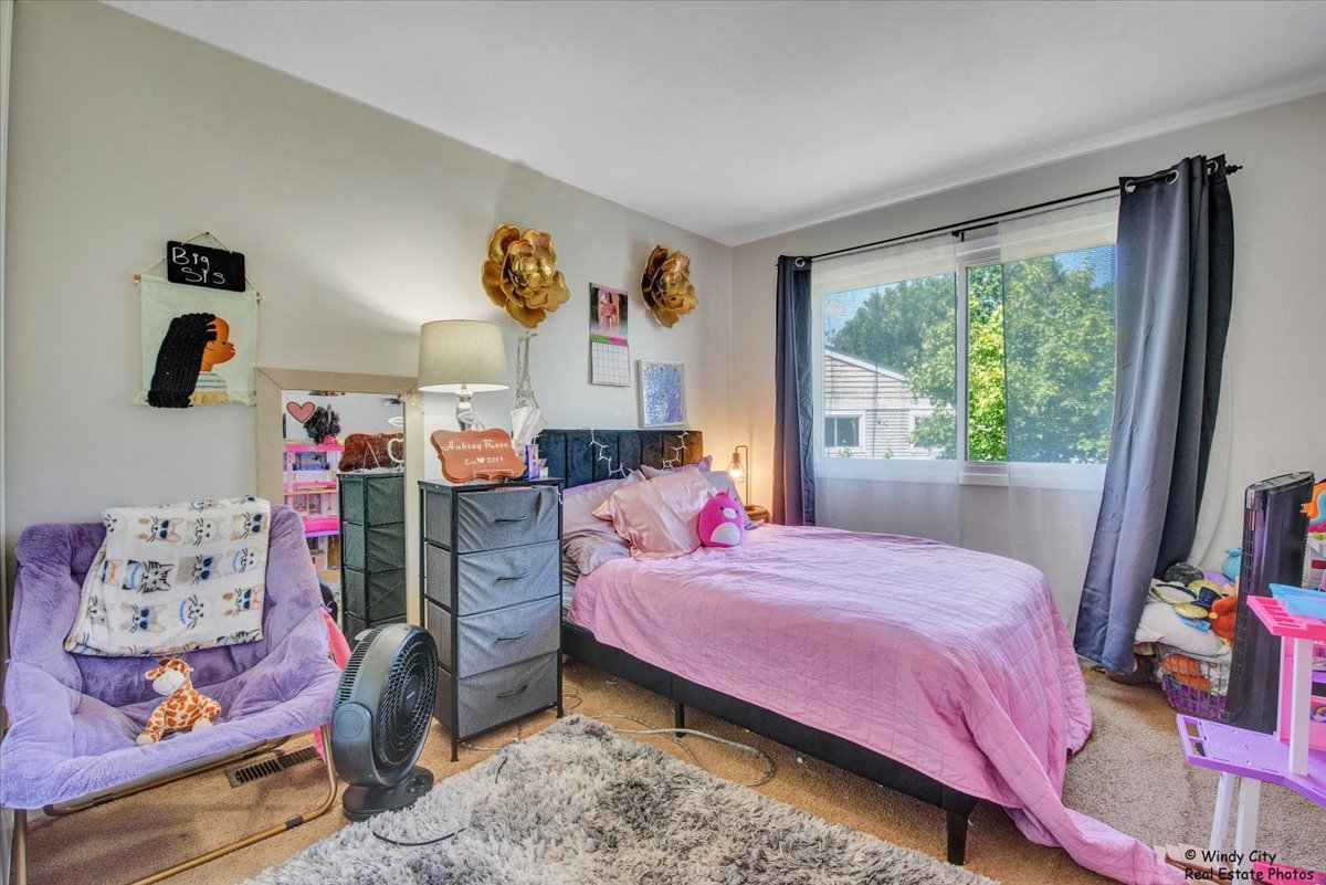 854 Cambridge Place #128C, Wheeling, IL 60090