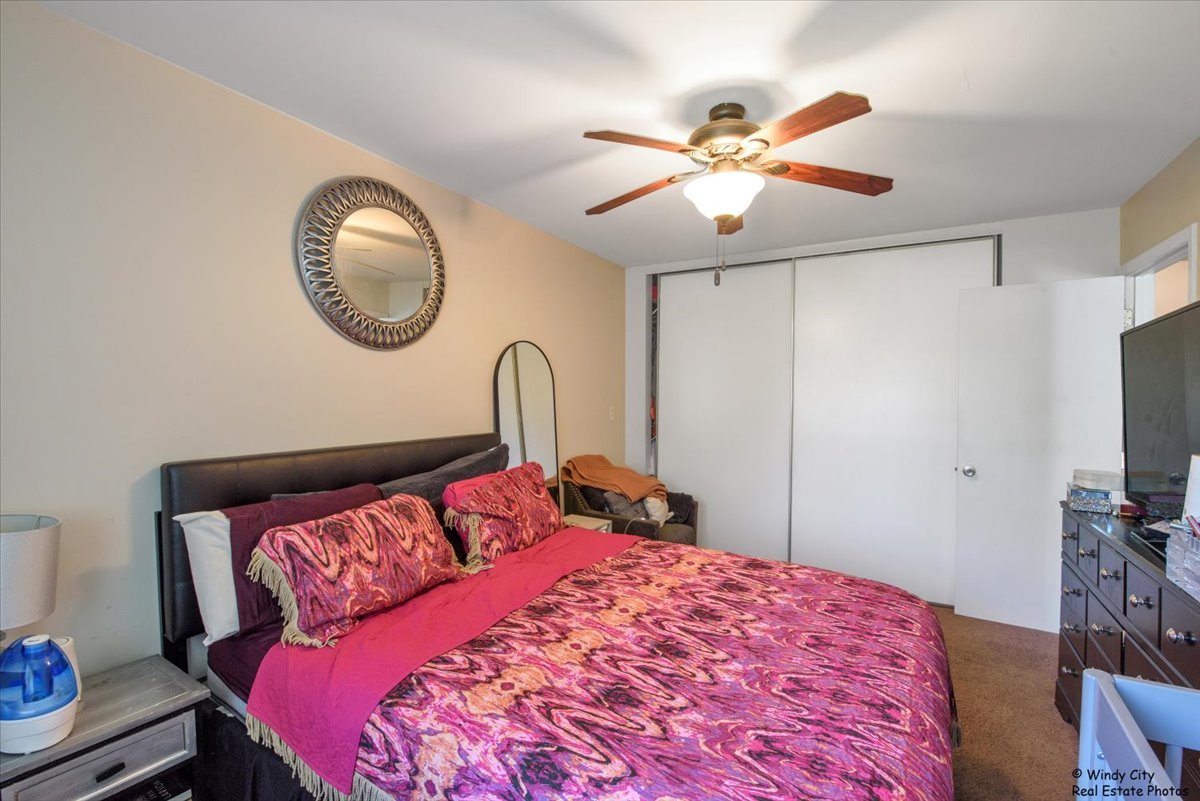 854 Cambridge Place #128C, Wheeling, IL 60090