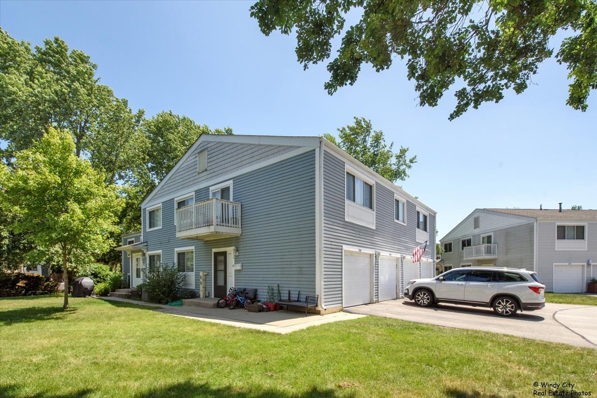 854 Cambridge Place #128C, Wheeling, IL 60090