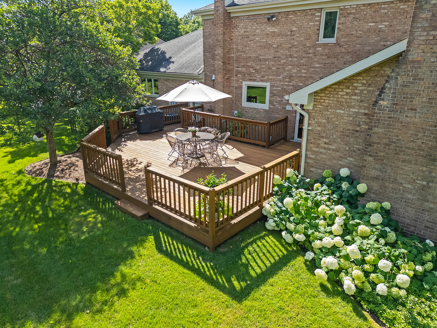 11516 Burr Oak Lane, Burr Ridge, IL 60527