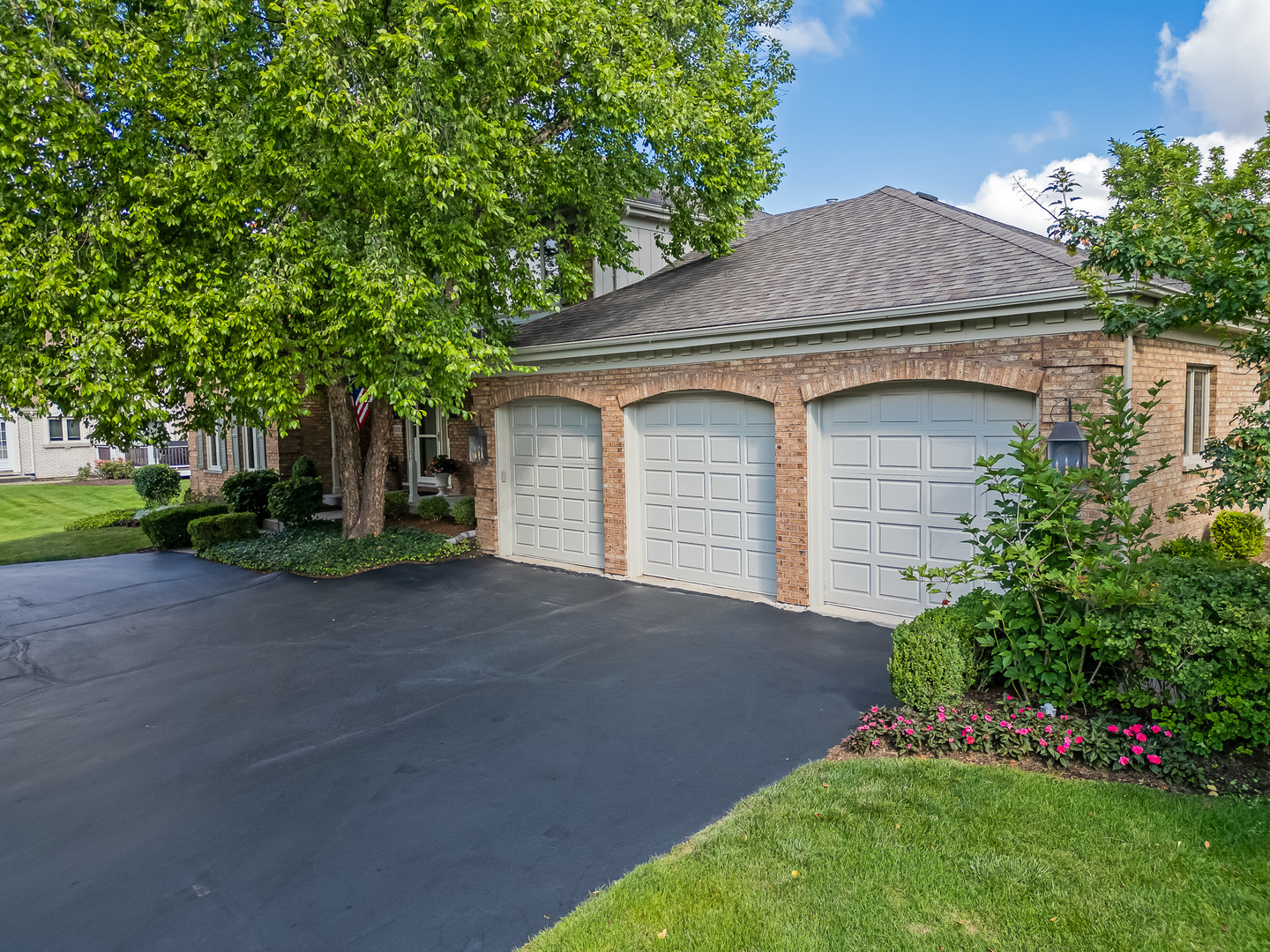 11516 Burr Oak Lane, Burr Ridge, IL 60527