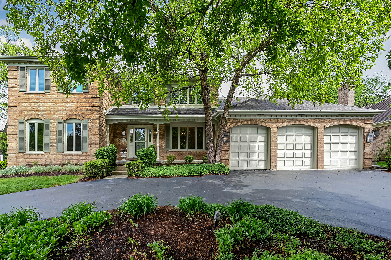 11516 Burr Oak Lane, Burr Ridge, IL 60527