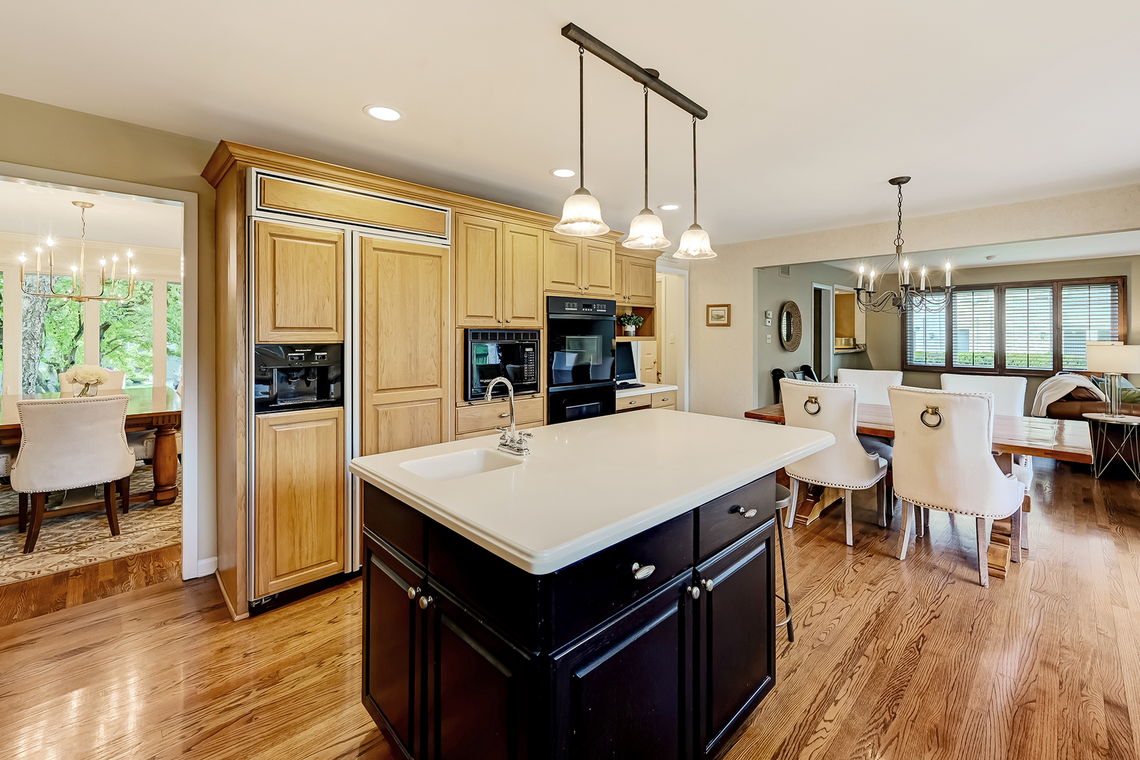 11516 Burr Oak Lane, Burr Ridge, IL 60527