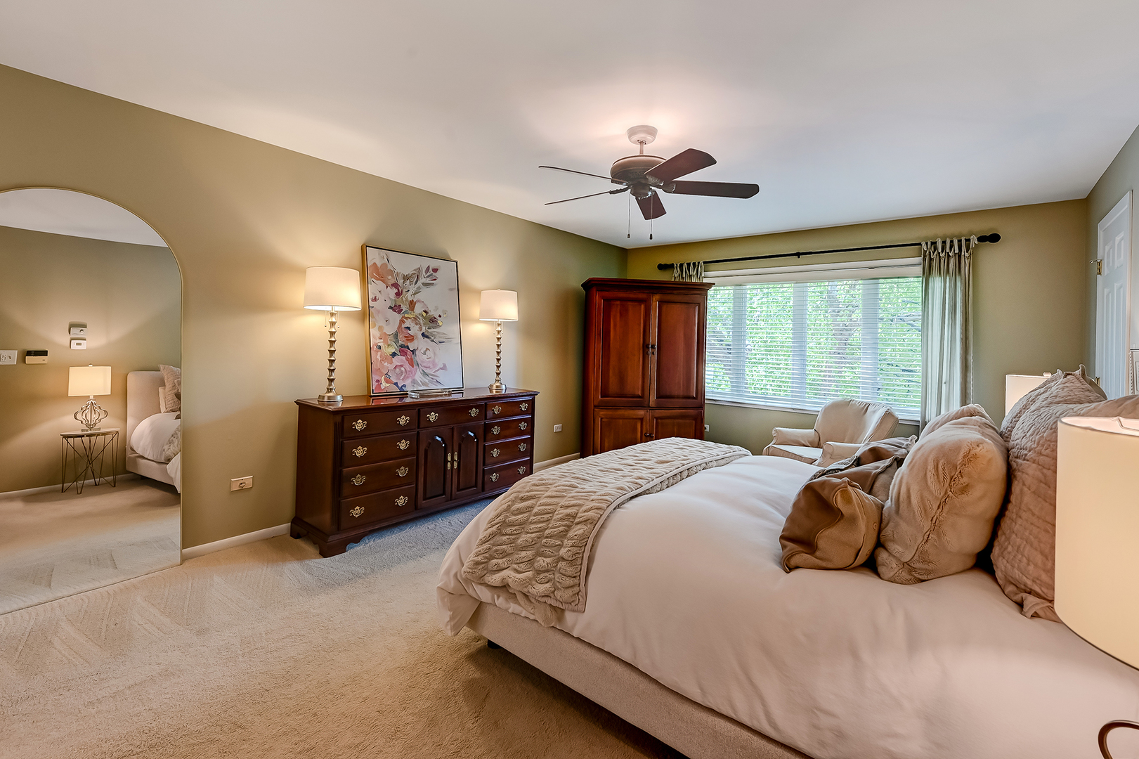 11516 Burr Oak Lane, Burr Ridge, IL 60527