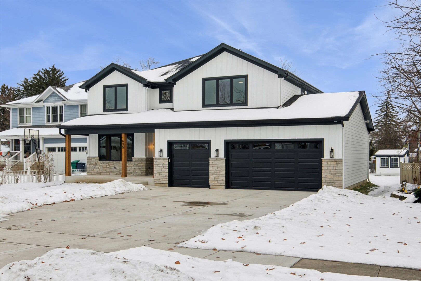 635 S Charlotte Street, Lombard, IL 60148