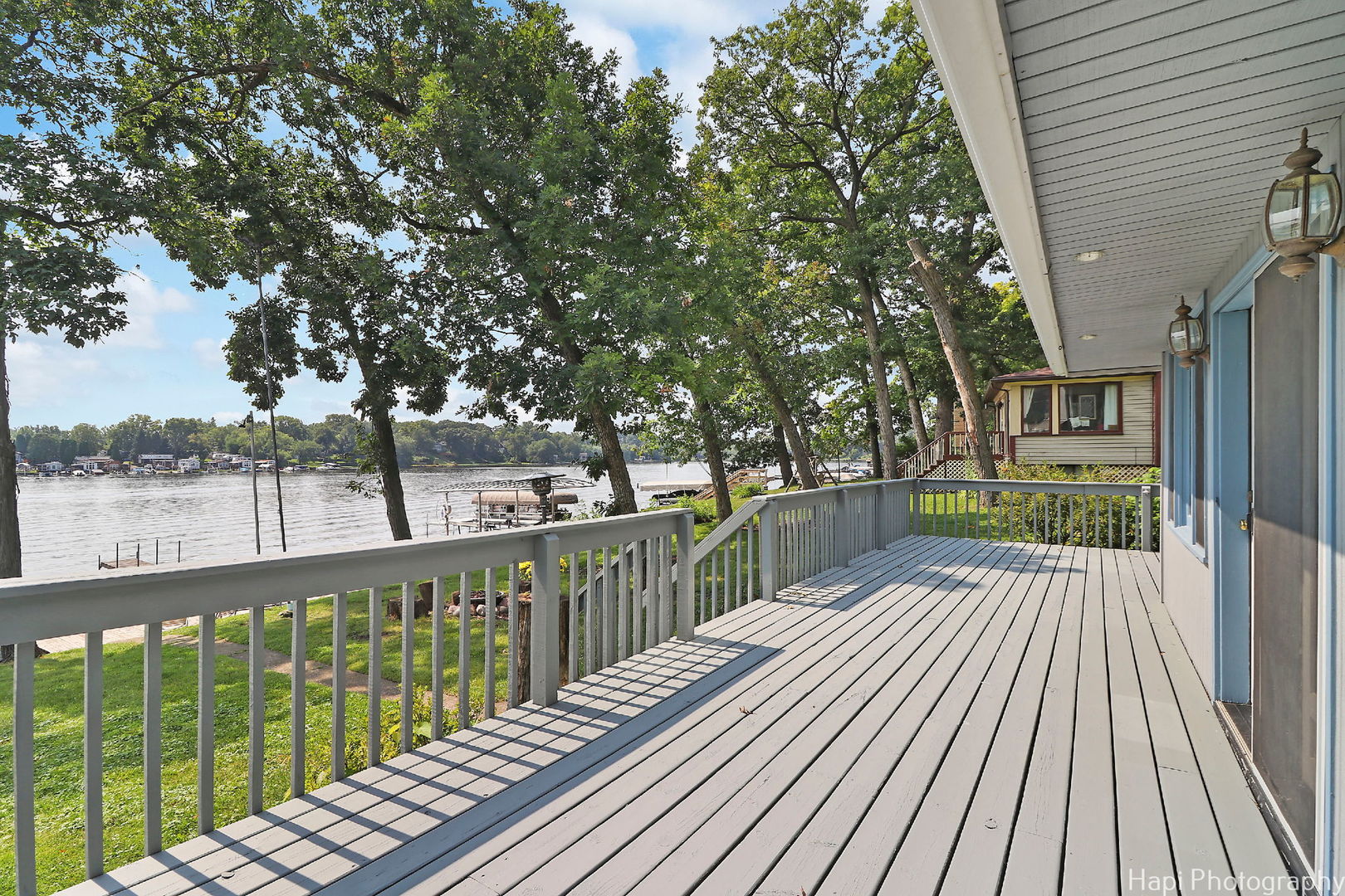 42385 N Woodbine Avenue, Antioch, IL 60002
