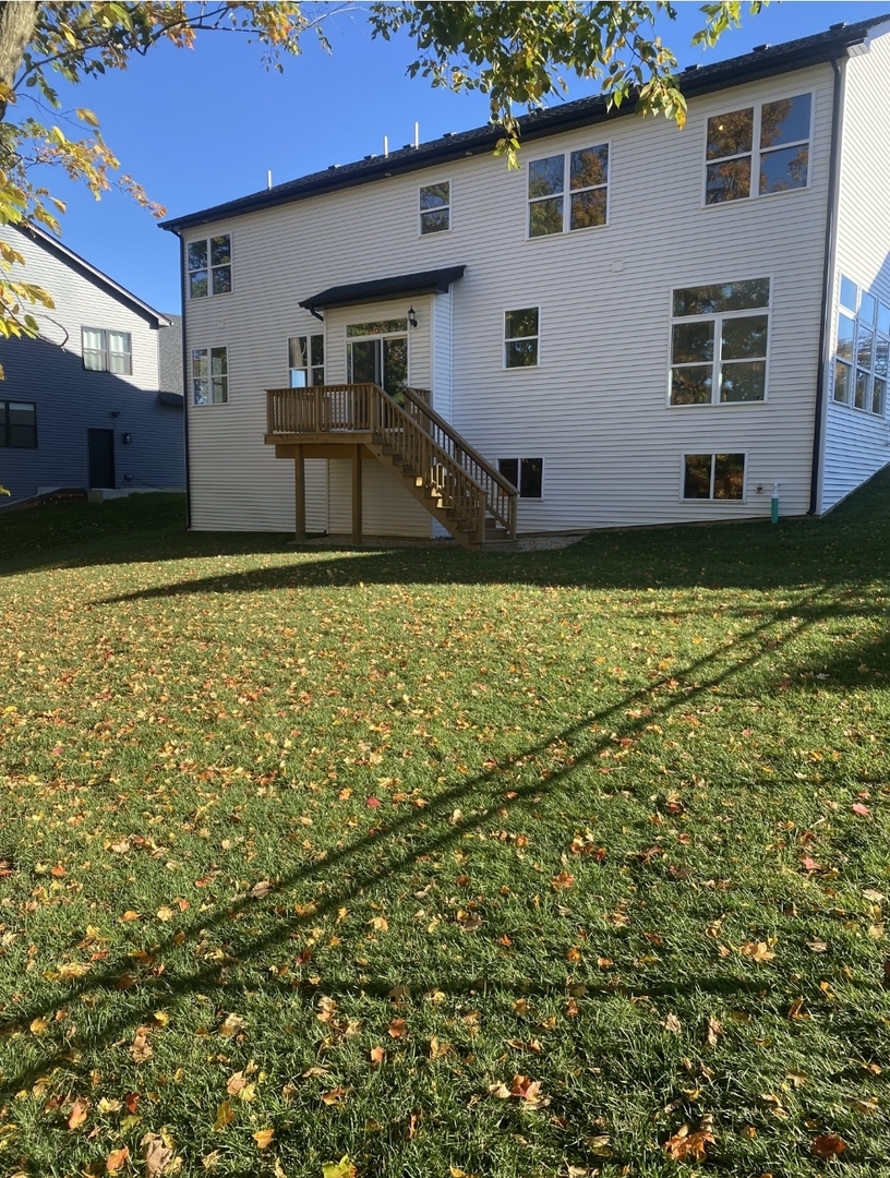 505 Timber Oak Lane, Yorkville, IL 60560