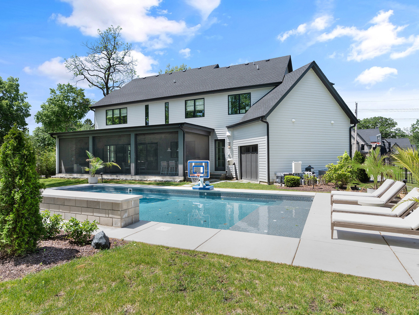 844 S Julian Street, Naperville, IL 60540