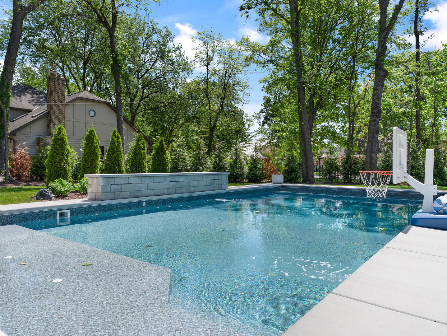 844 S Julian Street, Naperville, IL 60540