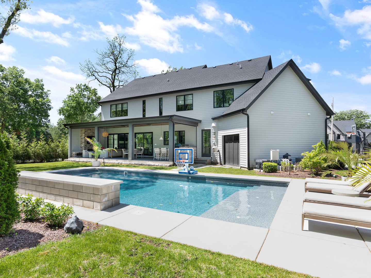 844 S Julian Street, Naperville, IL 60540
