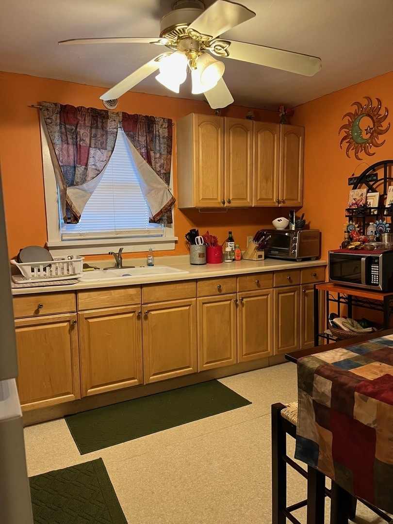 149 Harrison Street, DeKalb, IL 60115