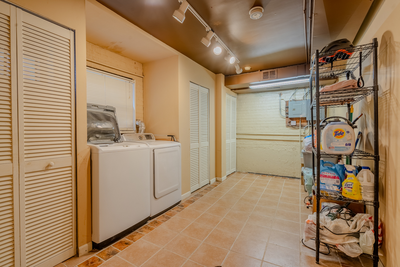 5309 S 72nd Court, Summit, IL 60501