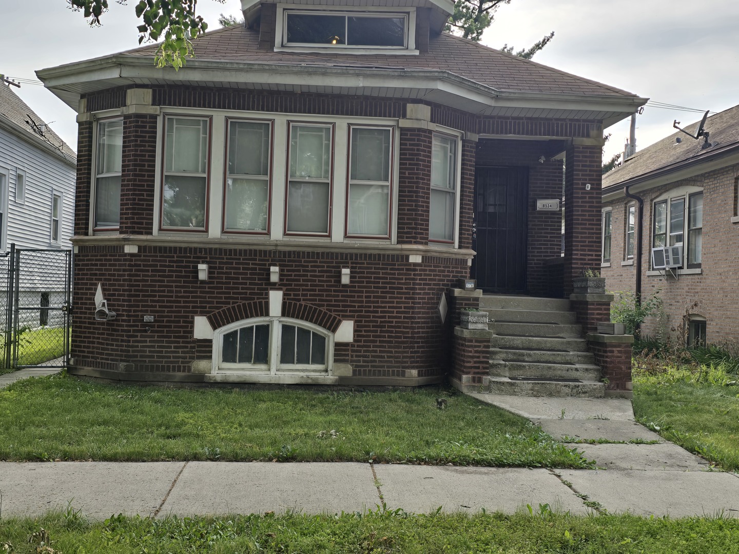 Chicago,  IL 60620