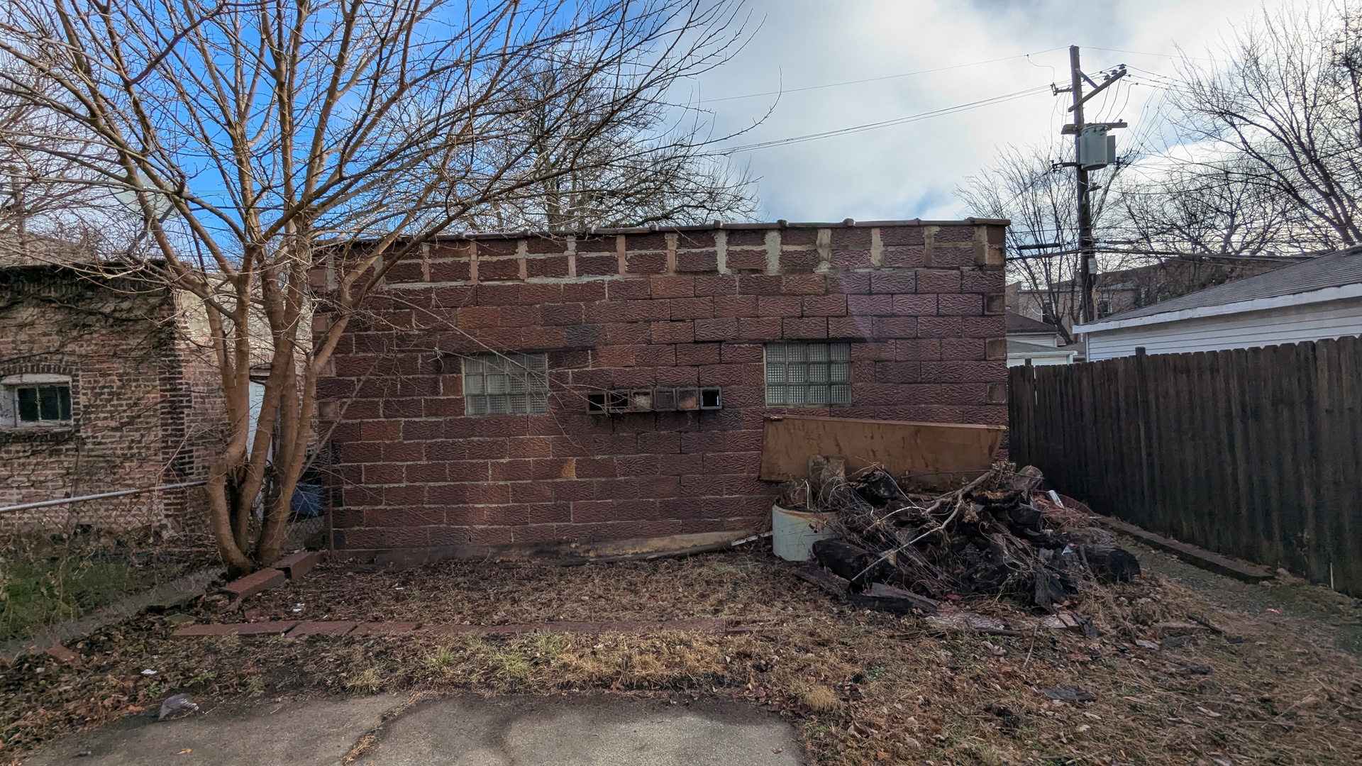 7421 S Dante Avenue, Chicago, IL 60619