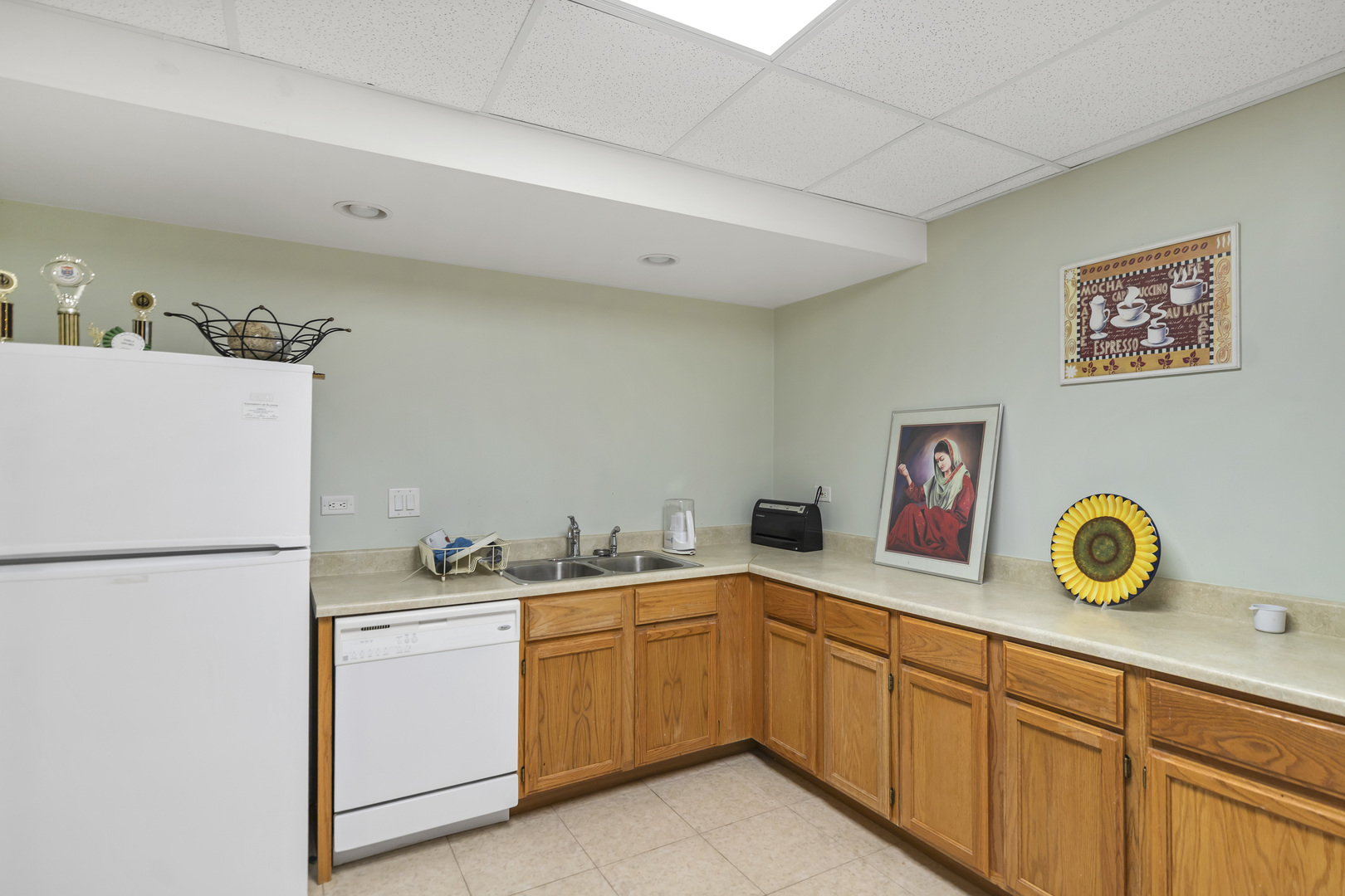427 W Natoma Avenue, Addison, IL 60101