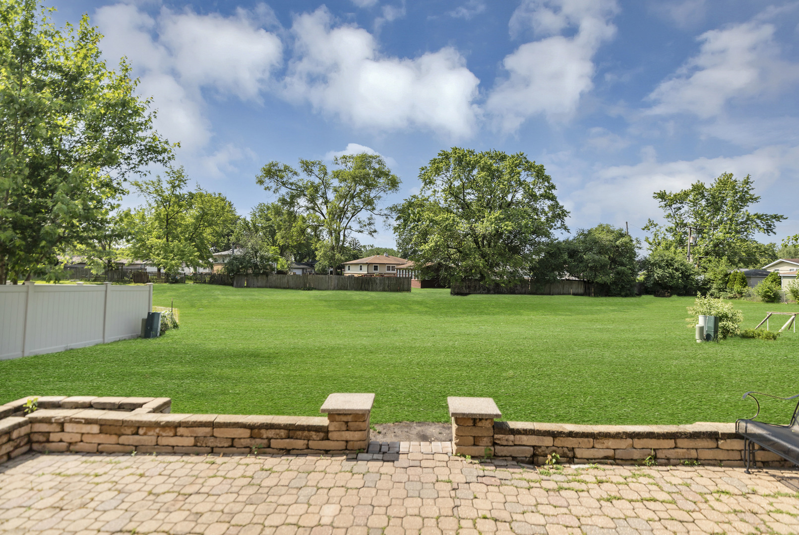 427 W Natoma Avenue, Addison, IL 60101