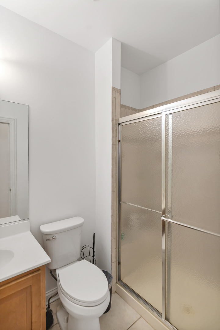 427 W Natoma Avenue, Addison, IL 60101