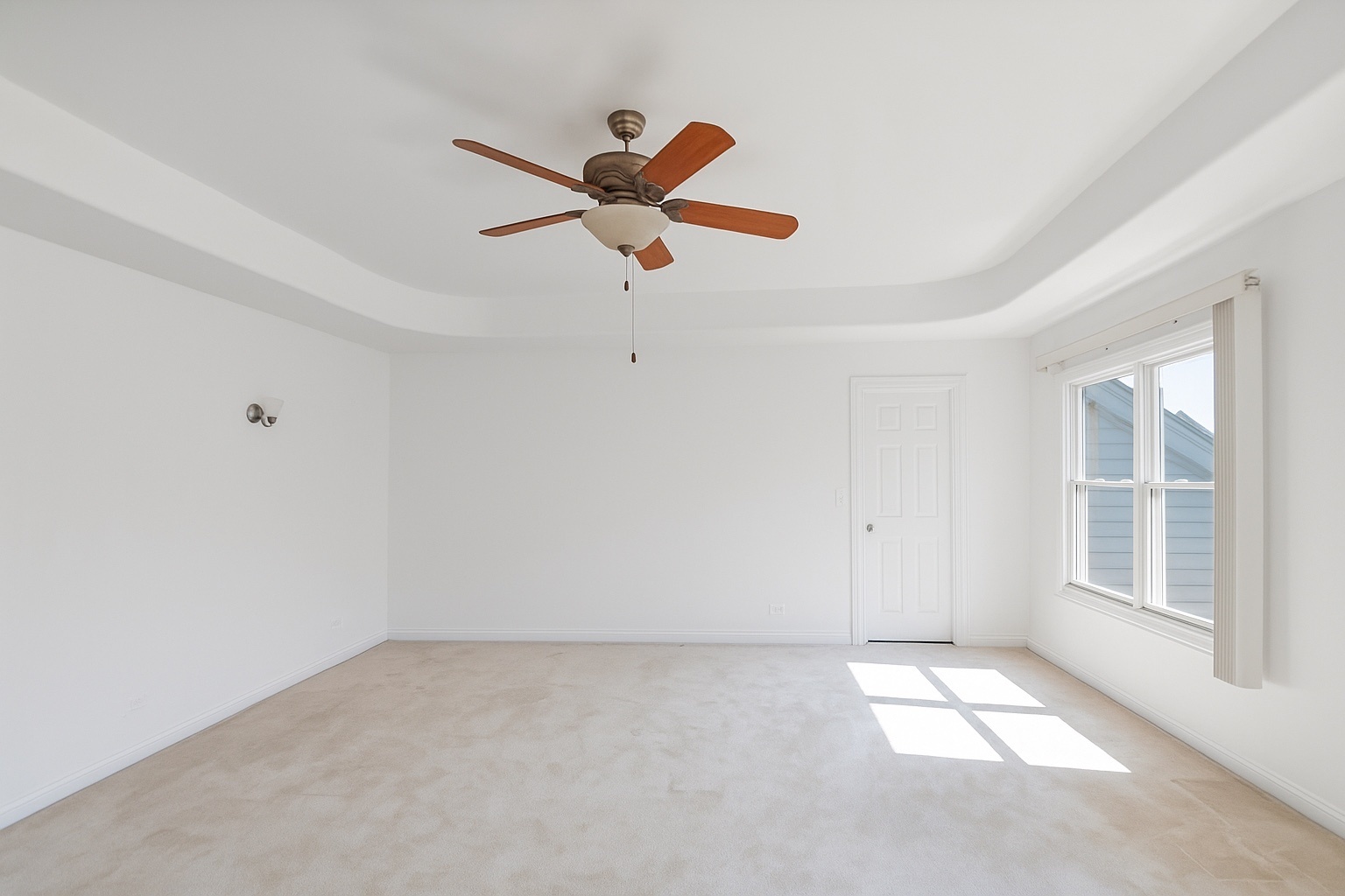 427 W Natoma Avenue, Addison, IL 60101