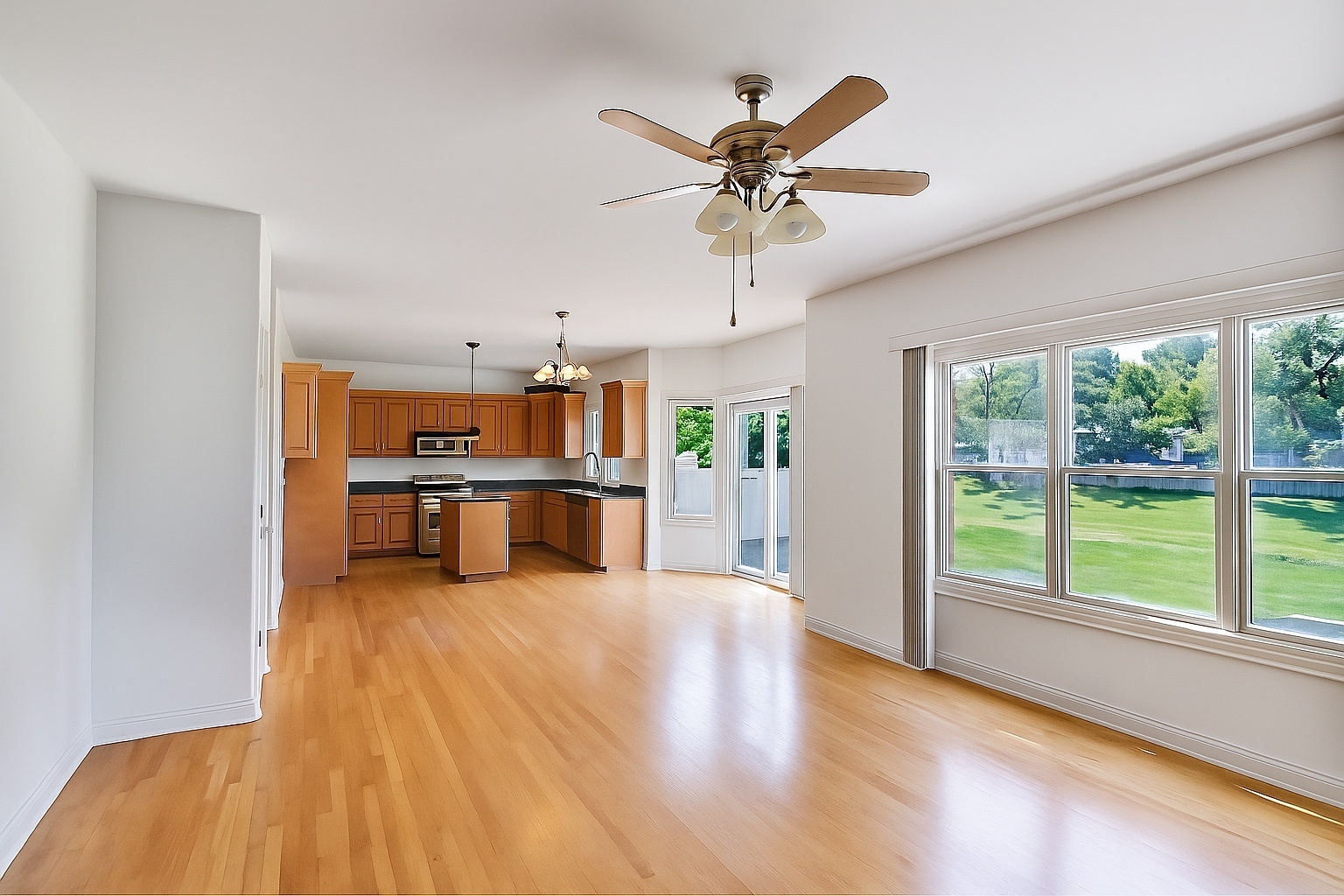 427 W Natoma Avenue, Addison, IL 60101