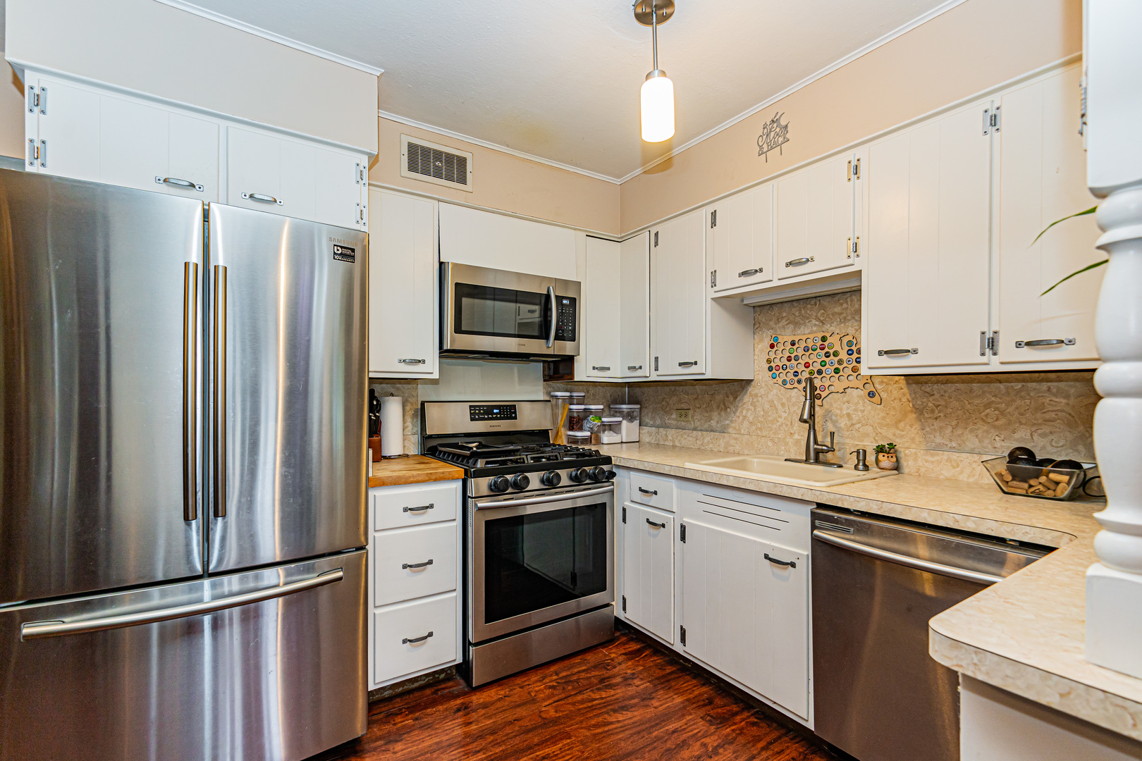 0S638 Euclid Avenue, Villa Park, IL 60181