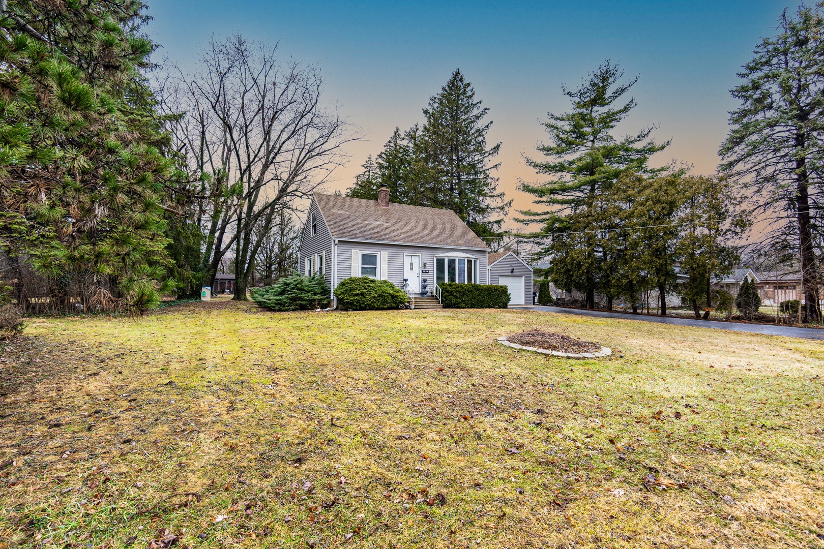 0S638 Euclid Avenue, Villa Park, IL 60181