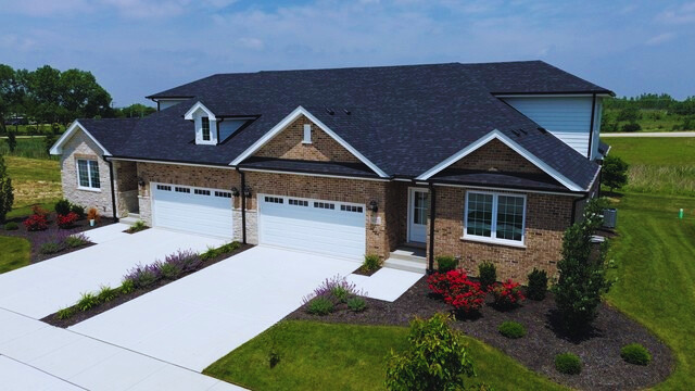16521 Kayla Drive, Lemont, IL 60439