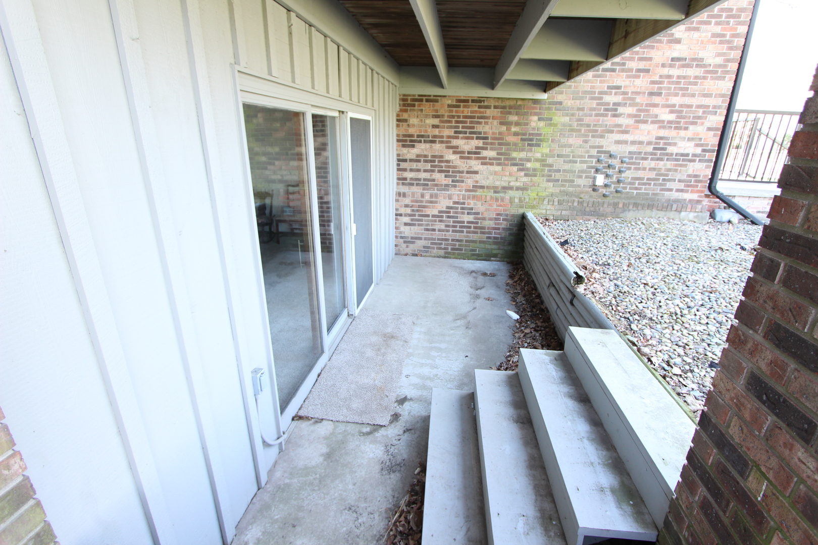 1111 E Jefferson Street #3, Bloomington, IL 61701