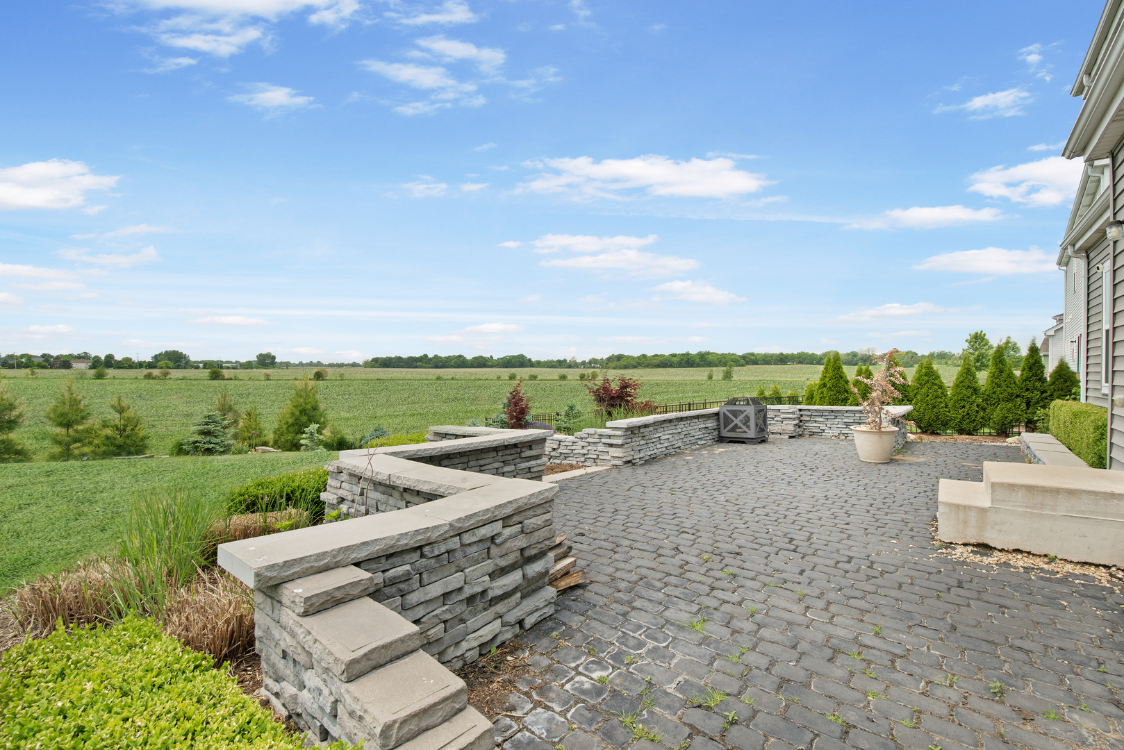885 Simpson Avenue, Elburn, IL 60119