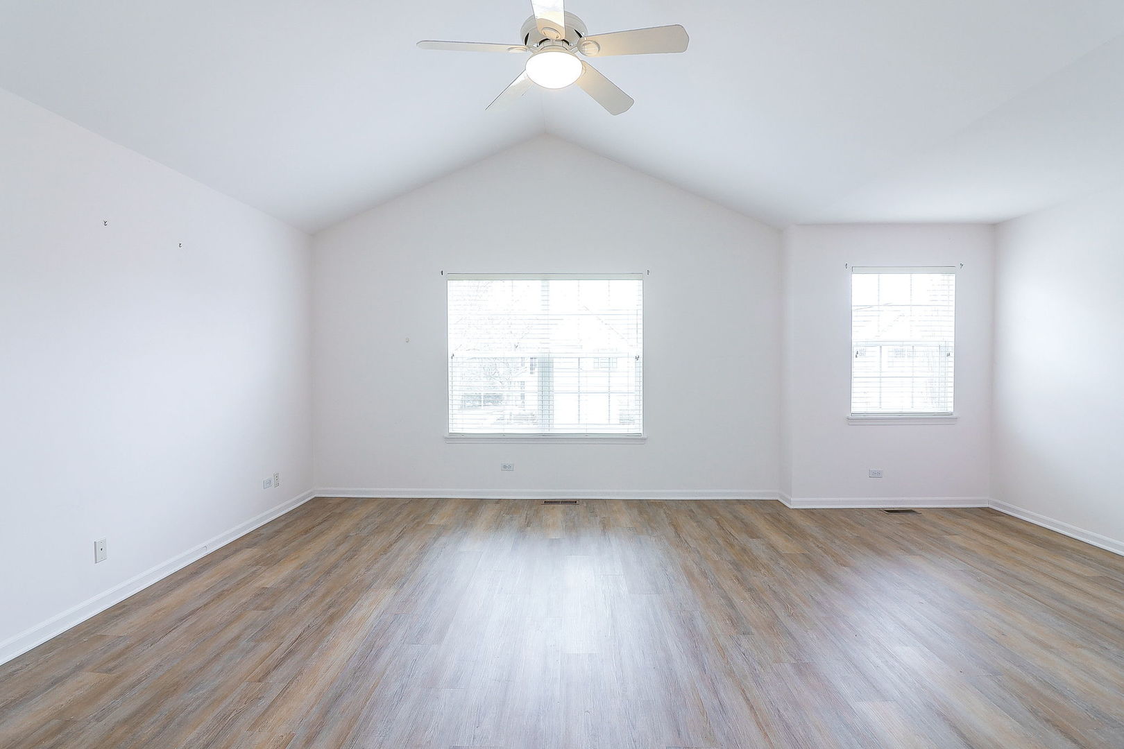 1302 Filly Lane, Bartlett, IL 60103