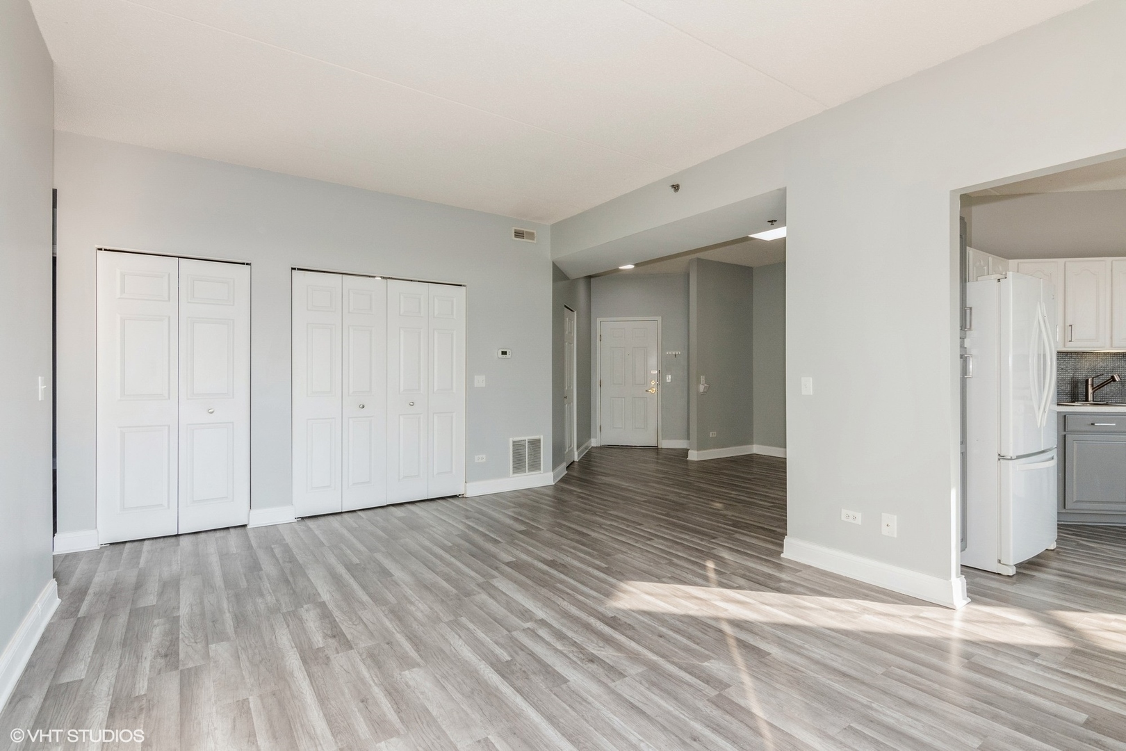 3100 Town Square Drive #307, Rolling Meadows, IL 60008