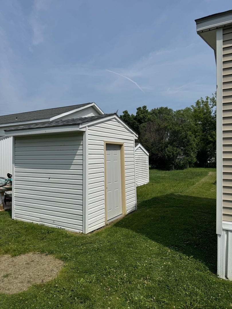 638 Sterling West Drive #638, Justice, IL 60458