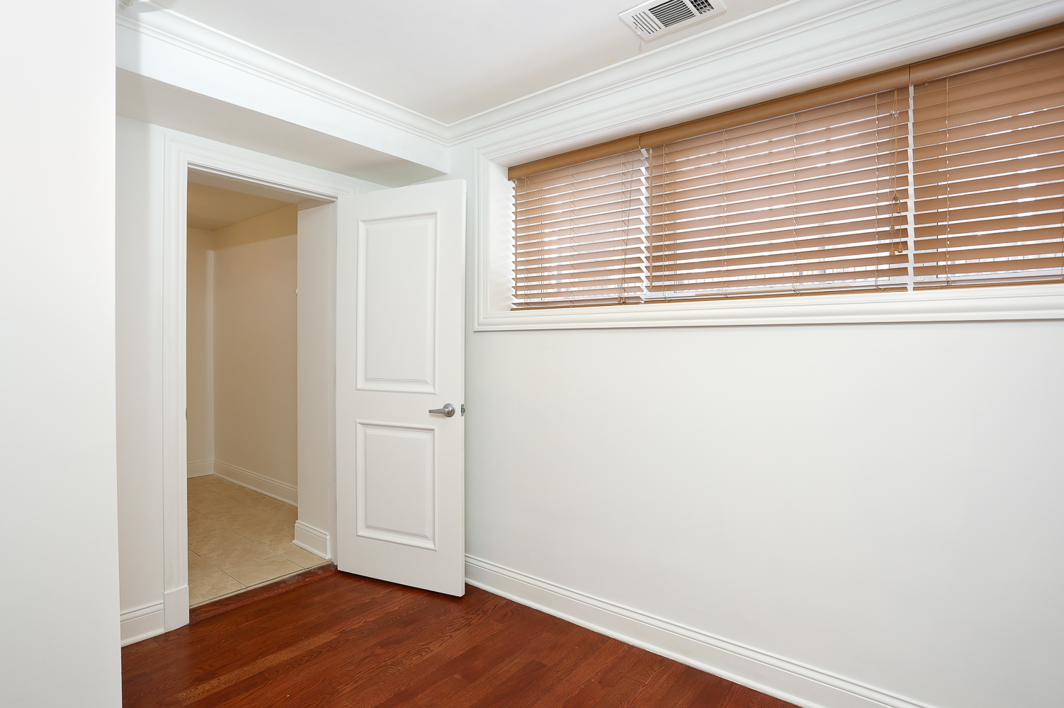 2553 W Wilson Avenue #G, Chicago, IL 60625
