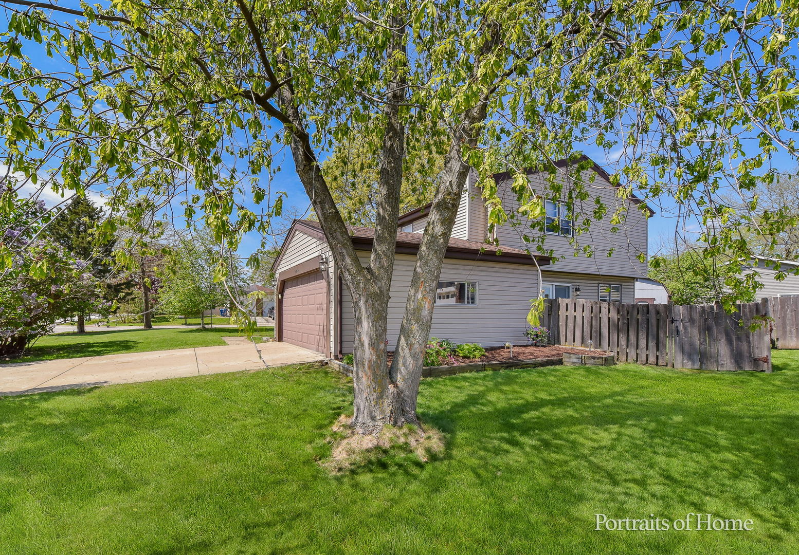 84 W Stevenson Drive, Glendale Heights, IL 60139